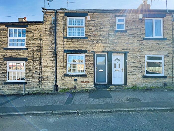 1 Bedroom Cottage For Sale In Apperley Road, Bradford, BD10