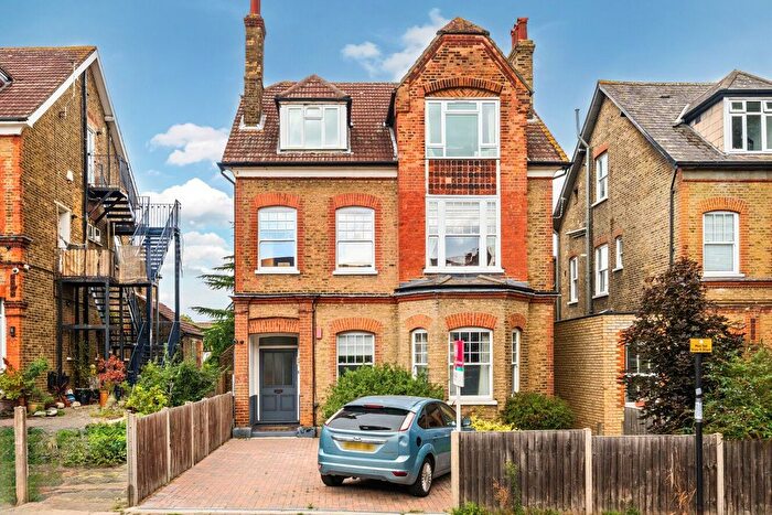 2 Bedroom Flat For Sale In Newlands Park, London, SE26