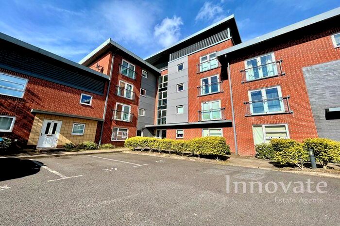 2 Bedroom Flat To Rent In Stone Street, Oldbury, B69