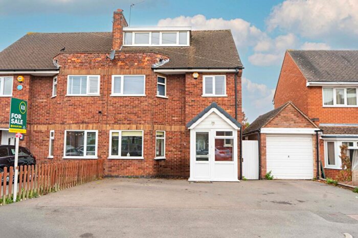 4 Bedroom Semi-Detached House For Sale In Hill Way, Oadby, Leicester, LE2