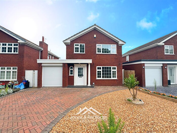 4 Bedroom Detached House For Sale In St. Marys Court, Rhyl, LL18