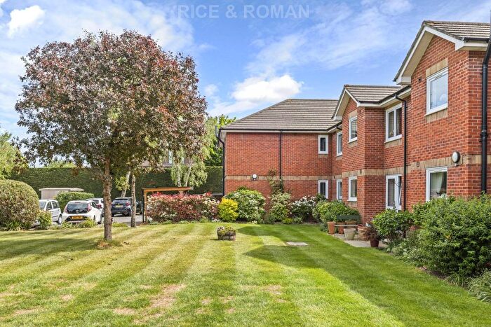 2 Bedroom Flat For Sale In Gibson Court, Hinchley Wood, KT10