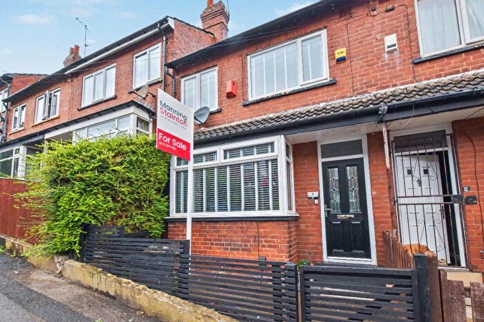 3 Bedroom Detached House For Sale In Christ Church Mount, Armley, Leeds, West Yorkshire, LS12