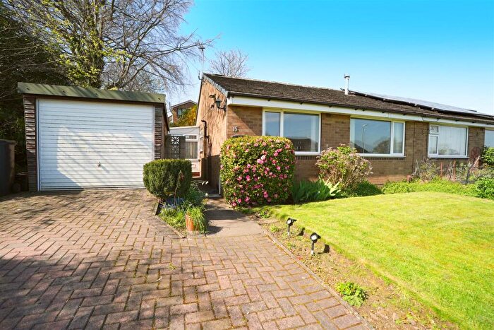 3 Bedroom Semi-Detached Bungalow For Sale In Foxcroft Drive, Rastrick, HD6