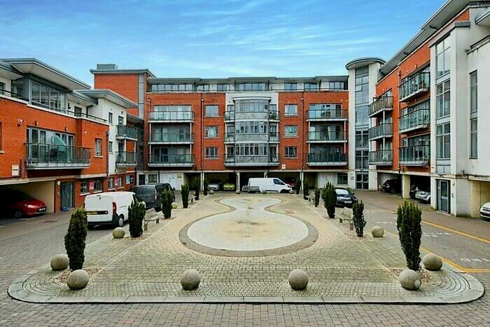 2 Bedroom Apartment To Rent In New Street, Chelmsford, CM1