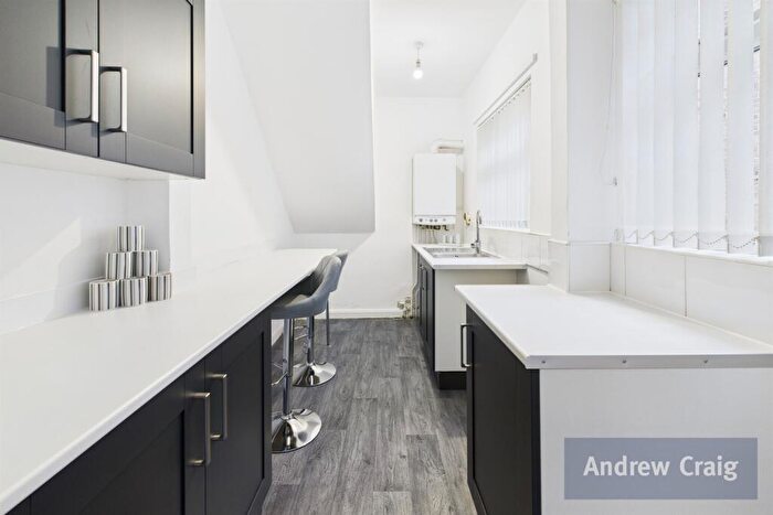 2 Bedroom Flat For Sale In Canterbury Street, South Shields, NE33