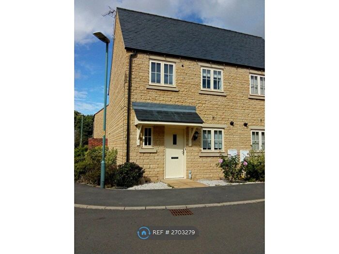 3 Bedroom Semi Detached House To Rent In Sunderland Road, Moreton-In-Marsh, GL56