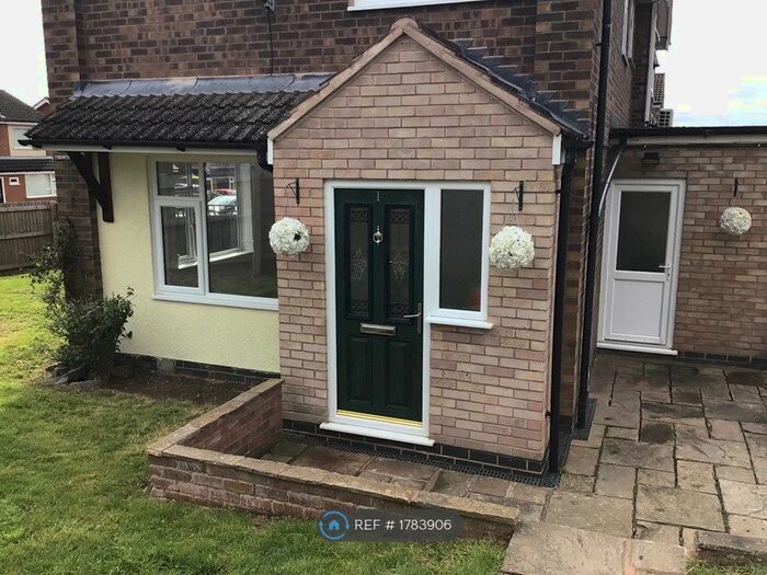 3 Bedroom Semi-Detached House To Rent In Severn Hill, Melton Mowbray, LE13