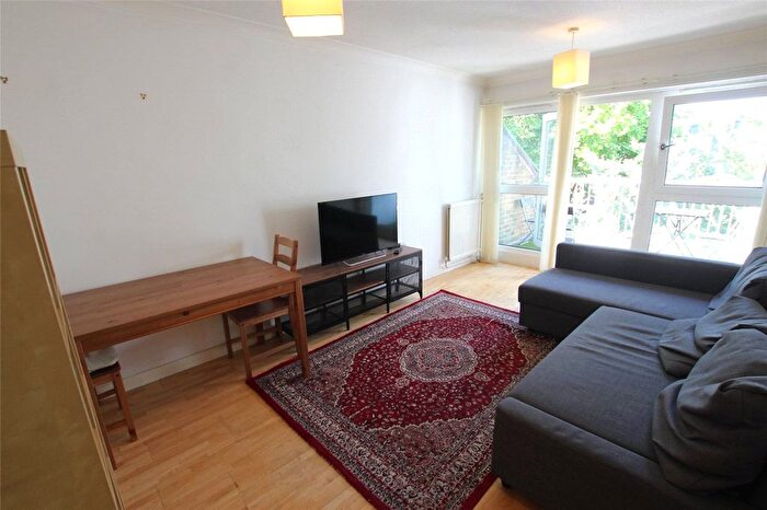 1 Bedroom Flat To Rent In Highbury Grove, London, N5