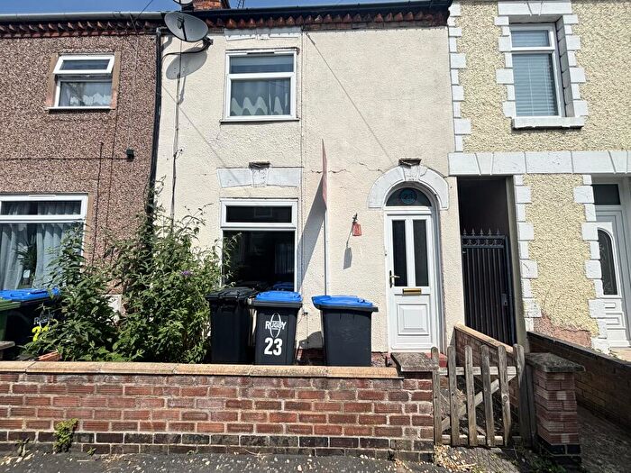 2 Bedroom House To Rent In East Street, Rugby, CV21