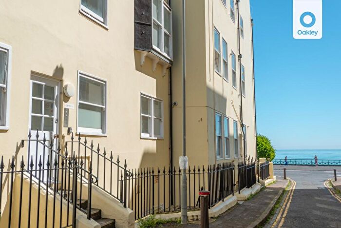 1 Bedroom Flat For Sale In Chain Pier House, Marine Parade, Brighton, BN2