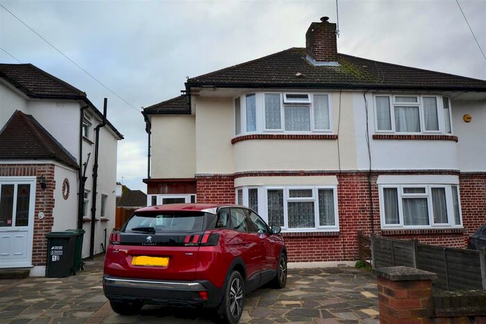 3 Bedroom Semi-Detached House To Rent In 8 Beechcroft Avenue, Croxley Green, Rickmansworth WD3