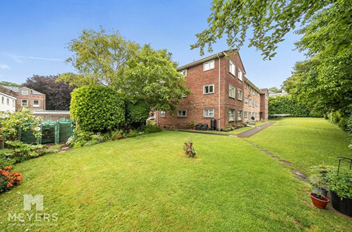 3 Bedroom Flat For Sale In South Walks Road, Dorchester, DT1