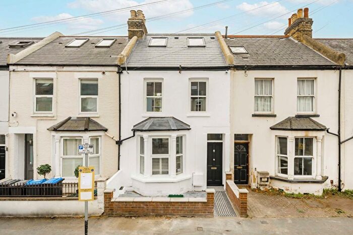 1 Bedroom Flat To Rent In Nursery Road, Wimbledon, SW19