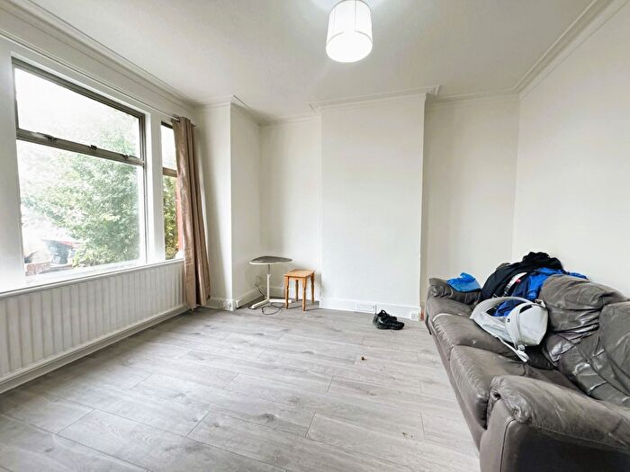 4 Bedroom Terraced House To Rent In Undine Street, London, SW17