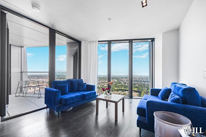 2 Bedroom Flat To Rent In Amory Tower, Marsh Wall, E14