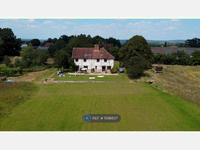 6 Bedroom Detached House To Rent In South Haxted House, Edenbridge, TN8