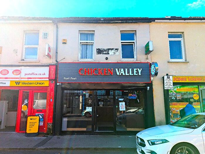 4 Bedroom Terraced House For Sale In Clifton Street, Cardiff, CF24