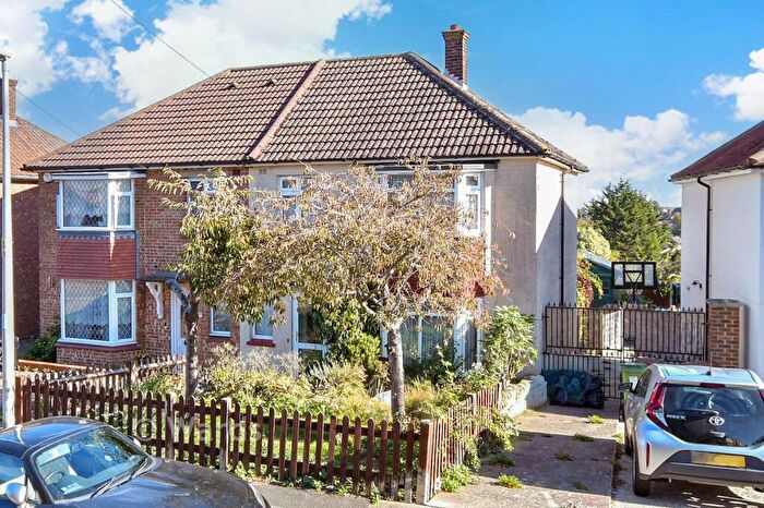 3 Bedroom Semi-Detached House For Sale In Anchor Road, Rochester, Kent, ME1