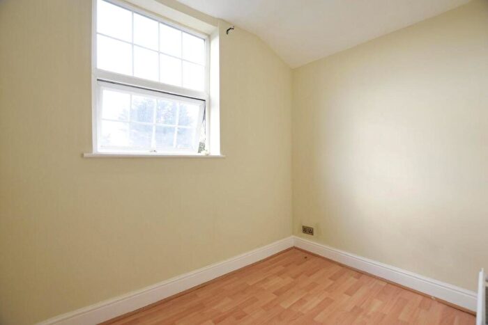4 Bedroom Terraced House To Rent In Napier Road, Leytonstone, E11