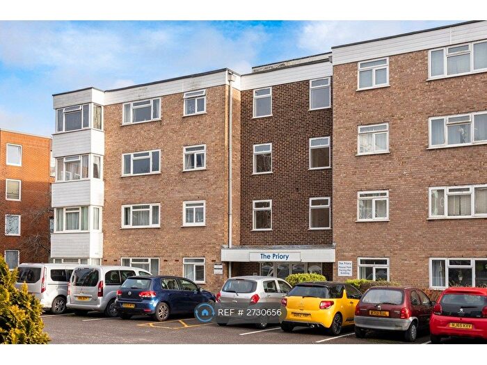 1 Bedroom Flat To Rent In London Road, Patcham, Brighton, BN1