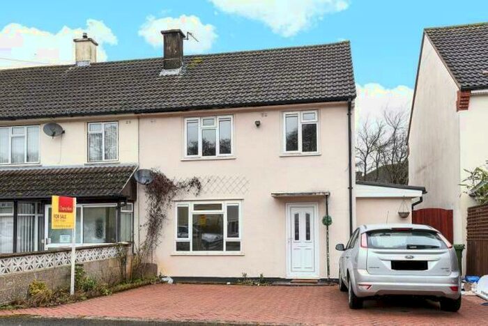 4 Bedroom End Of Terrace House To Rent In Chillingworth Crescent, Headington, OX3