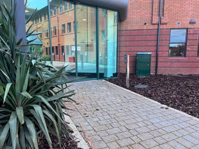 1 Bedroom Flat To Rent In Castle Street, Taunton, TA1