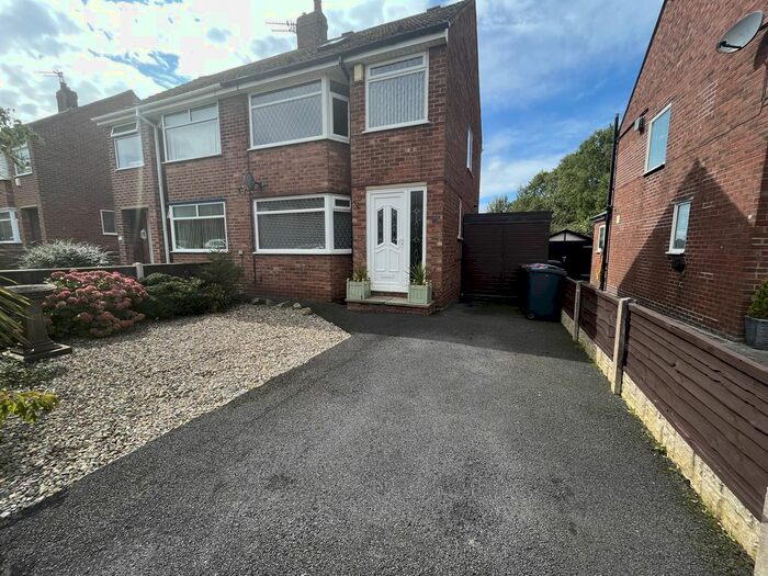 3 Bedroom Semi-Detached House To Rent In Beverley Avenue, Poulton-Le-Fylde, FY6