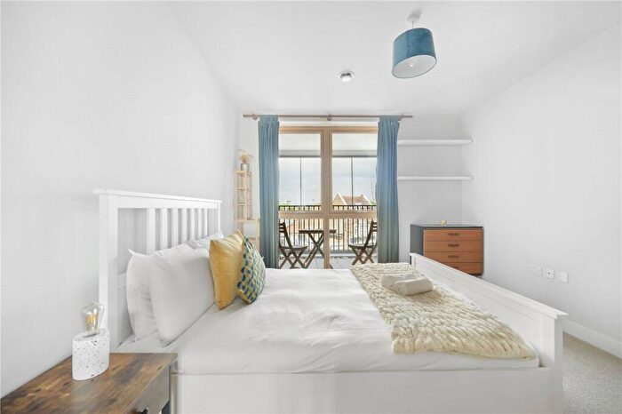 1 Bedroom Flat For Sale In Howard Road, Walthamstow, London, E17