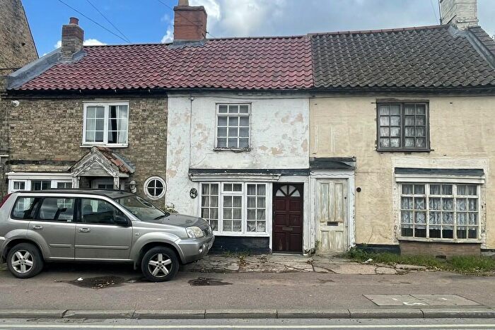 2 Bedroom Terraced House For Sale In High Street, Brandon, IP27
