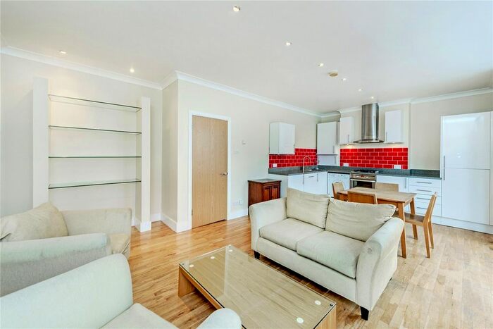 2 Bedroom Flat To Rent In Fulham Palace Road, Fulham, SW6