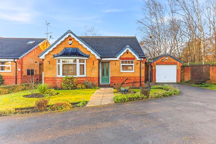 3 Bedroom Detached Bungalow For Sale In Oyster Close, Morley, LS27