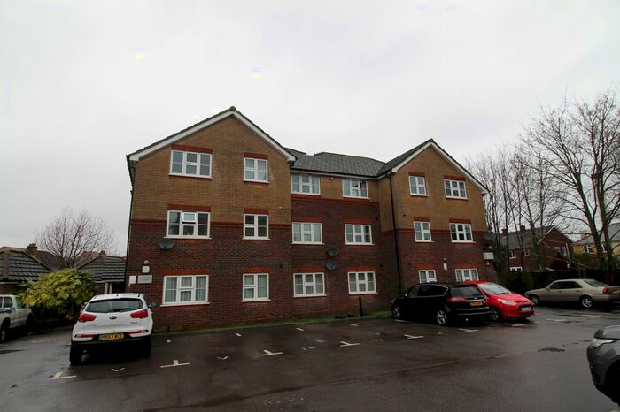 1 Bedroom Flat To Rent In Jessamine Road, Southampton, SO16