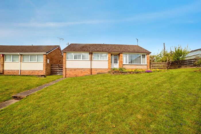 3 Bedroom Bungalow For Sale In Foxhill Close, Sutton-in-Ashfield, Nottinghamshire, NG17