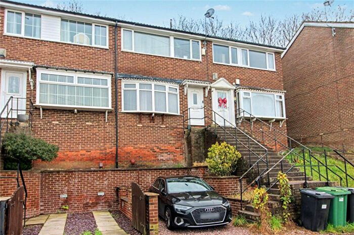 3 Bedroom Terraced House For Sale In Ramshead Crescent, Leeds, LS14