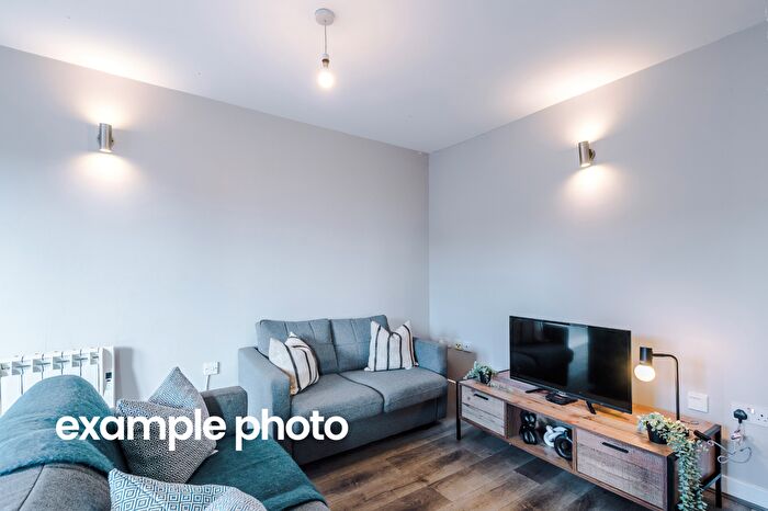 2 Bedroom Property To Rent In Flat, Mayfair Court, Manchester, M14