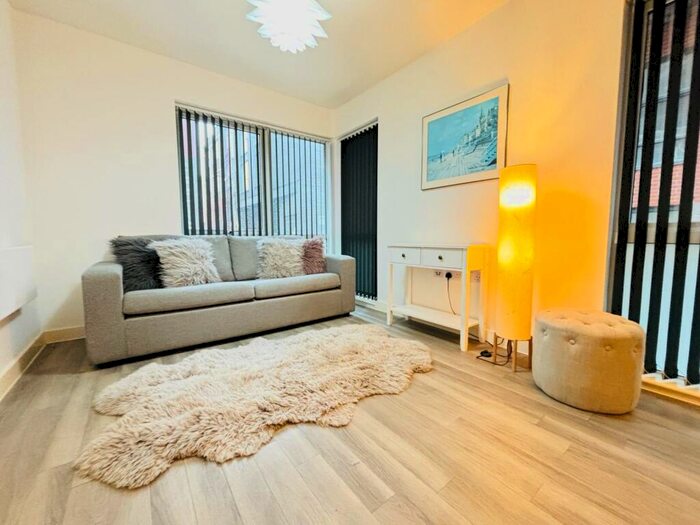 2 Bedroom Flat To Rent In Halo House, Simpson Street, Manchester, M4