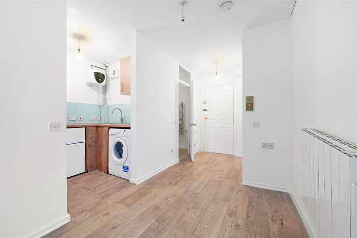 1 Bedroom Flat For Sale In Penceat Court, Bourdon Road, Anerley, London, SE20