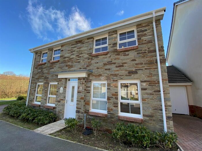 3 Bedroom Detached House To Rent In Pendavey Road, Bodmin PL31