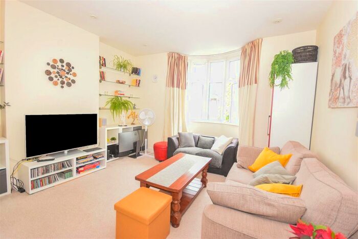 2 Bedroom Maisonette To Rent In Ethelbert Road, London, SW20