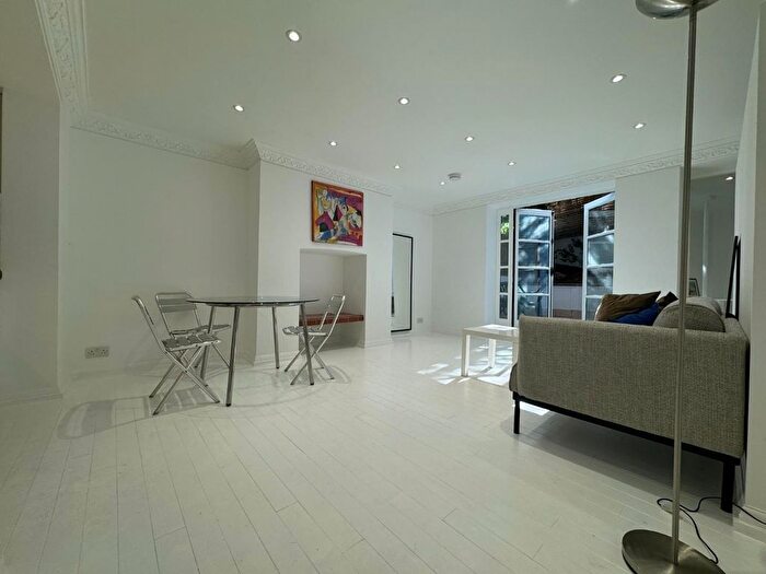 2 Bedroom Flat To Rent In Highgate, N6