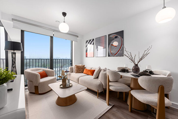 1 Bedroom Apartment To Rent In Berkeley Square Apartments, M5