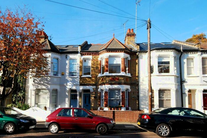 1 Bedroom Flat To Rent In Claxton Grove, Barons Court, London, W6