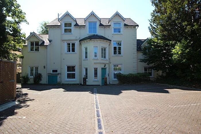 1 Bedroom Flat To Rent In Linkfield Lane, Redhill, Surrey, RH1