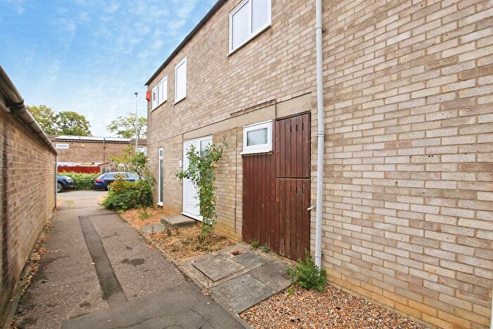 3 Bedroom Terraced House For Sale In Odecroft, Peterborough, PE3