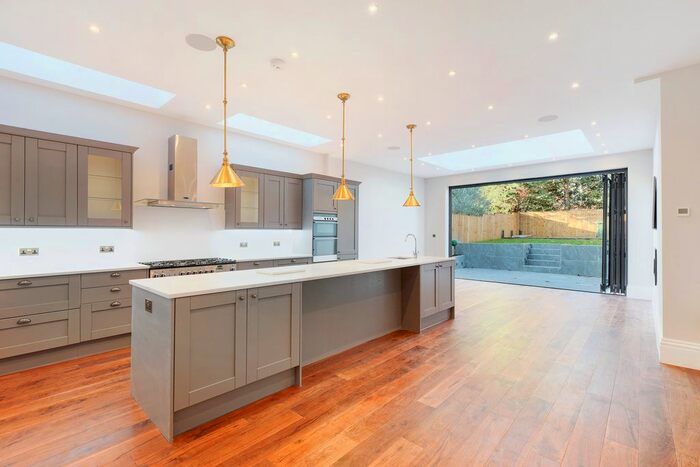 5 Bedroom Property To Rent In Bernard Gardens, London, SW19