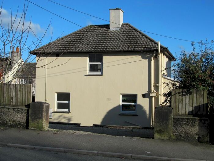 1 Bedroom Flat To Rent In Tregonissey Road, St. Austell PL25