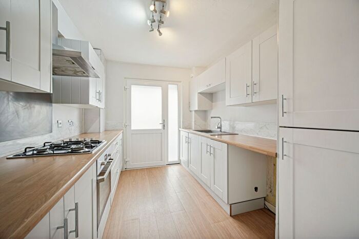 2 Bedroom Terraced House For Sale In Beauly Court, Grangemouth, FK3