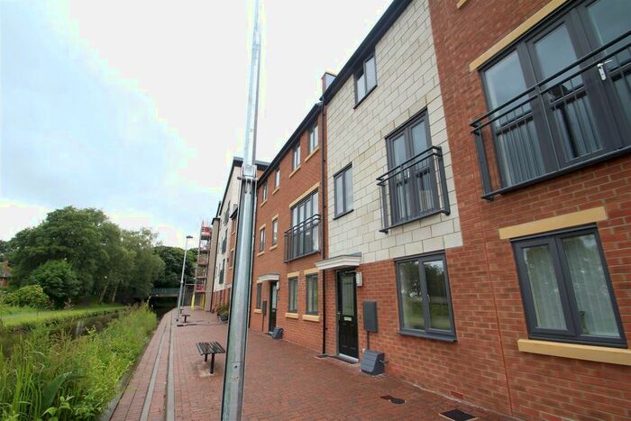 3 Bedroom Town House To Rent In Quay Side, Stoke-On-Trent, ST1