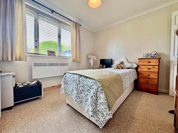 2 Bedroom Detached Bungalow For Sale In Stour Hill Park, West Stour, SP8